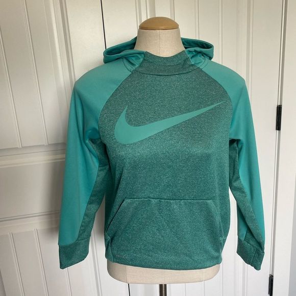 🍁50% Off Sale 🍁 Nike Dri Fit Hoodie - Picture 3 of 10